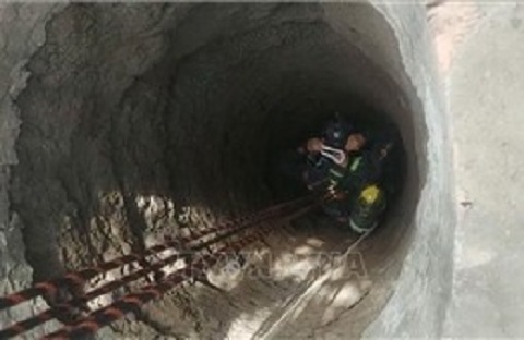 Phát hiện hai cha con tử vong dưới giếng, nghi do ngạt khí