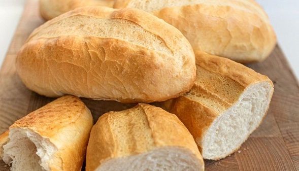 Bánh mì ngon, bổ, rẻ nhưng những người này chớ dại ăn nhiều kẻo tự hại mình