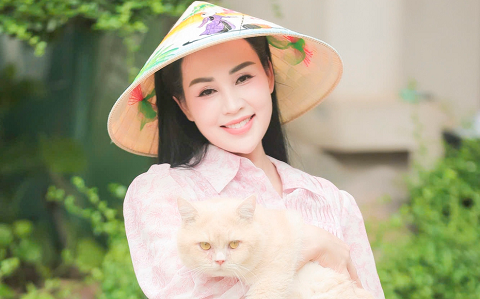 Cuộc sống nhiều người mơ của nữ giảng viên đại học trong phủ 25.000m2 tại Thủ đô