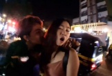YouTuber bị người đàn ông lao vào đòi hôn khi đang livestream