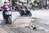 Nguy hiểm rình rập khi lưu thông trên đường ngập úng