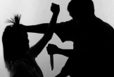 Mâu thuẫn tình cảm, gã đàn ông dùng súng ép bạn gái tự tử ở nhà nghỉ