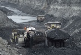 Xe chở thợ mỏ va chạm xe tải ở Nam Phi, 20 người thiệt mạng