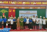 Sinh viên Cần Thơ tưởng niệm các nạn nhân tử vong vì TNGT