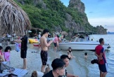 Yêu cầu xử lý tour du lịch 'chui' trên vịnh Bái Tử Long