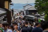 Nhiều người Nhật phẫn nộ trước tình trạng quá tải du lịch