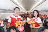 Rực rỡ cờ đỏ sao vàng mừng Quốc khánh 2/9 trên các chuyến bay Vietjet