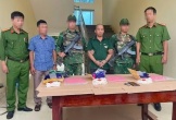 CLIP: Vây bắt đối tượng chở một bao tải chứa ma túy