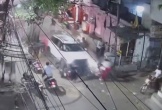 Say rượu, tài xế ô tô tông vào đám đông khiến 2 người tử vong