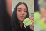 Cảnh ăn bánh giữa siêu thị khiến influencer bị chỉ trích