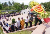 Thủ tướng Phạm Minh Chính thăm Bà mẹ VNAH và tri ân liệt sĩ ở Quảng Trị