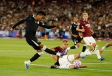 Tân binh lập kỷ lục trong trận thắng 5-1 của Chelsea