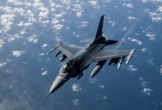 Hàng loạt máy bay 'lạc' vào khu vực có tổng thống Mỹ, F-16 phải chặn khẩn