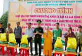 TP. Cần Thơ: Trao tặng 200 phần quà đến người yếu thế, gia đình chính sách