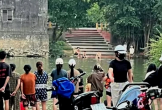 Nhảy từ cây cao xuống sông Kiến Giang, một học sinh lớp 9 chết đuối thương tâm
