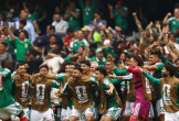 Mexico phá dớp trận ra quân World Cup bằng chiến thắng trước Nam Phi