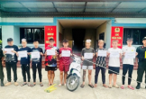 Hai nhóm thanh thiếu niên mang dao đi hỗn chiến